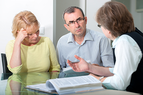 Couple having financial mediation counselling